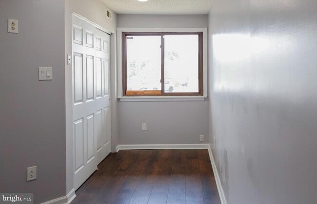 Building Photo - 3807 Babe Ct