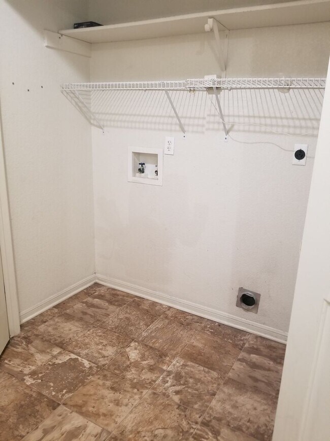 Building Photo - 2608 Tortuga Ln
