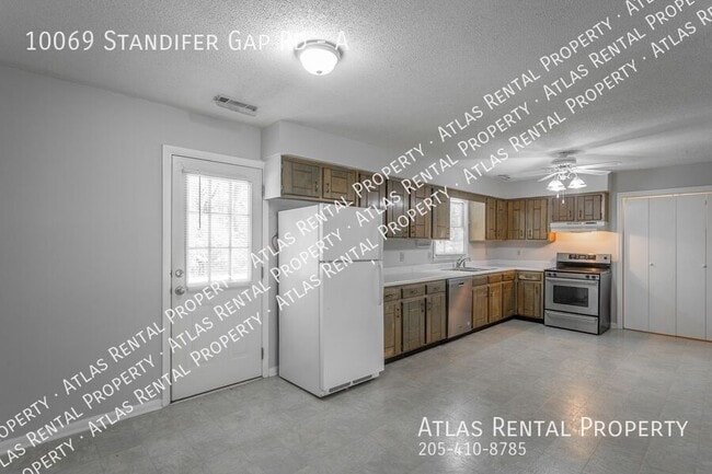 Building Photo - 10069 Standifer Gap Rd