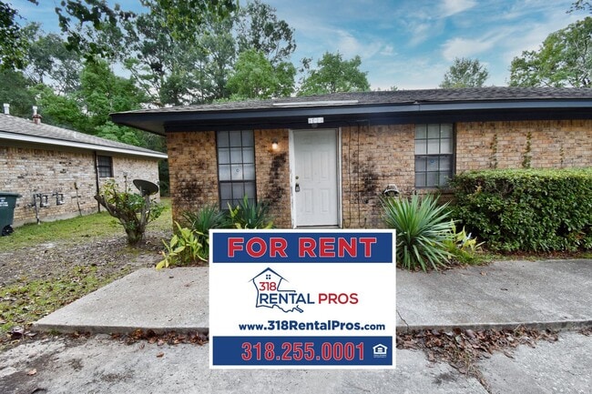 Primary Photo - 106/108 Debra Ln