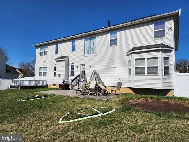 Building Photo - 2020 Paddock Ln