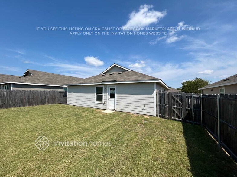 Building Photo - 10616 Sewell Cir