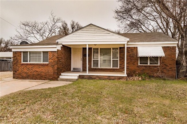 Primary Photo - 3745 NW 33rd St