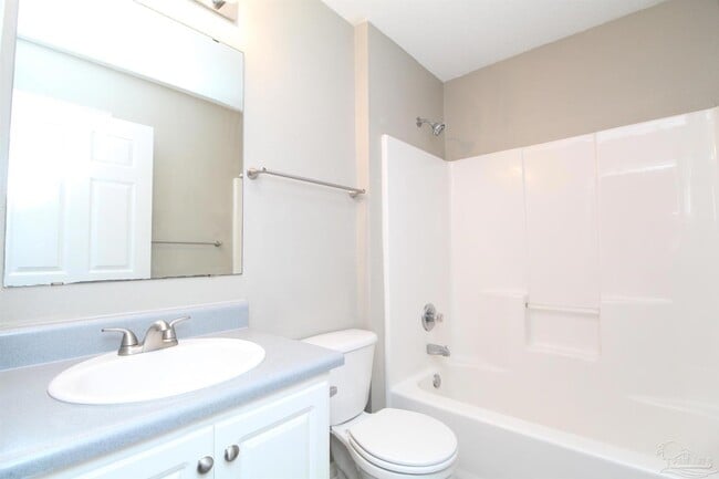 Building Photo - 4119 Spinnaker Pl