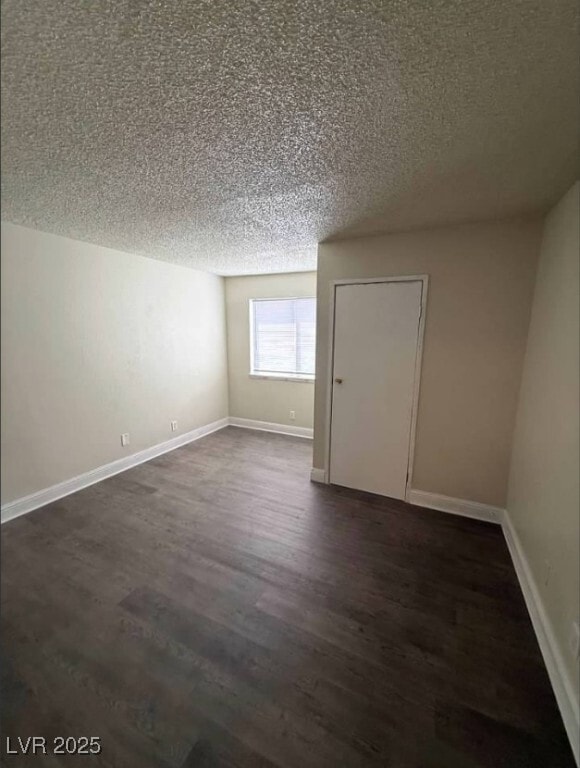 Building Photo - 4941 Newport Cove Dr