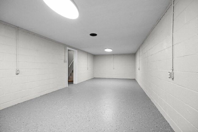 Building Photo - Freshly Remodeled 3-Bedroom Cape Cod in The Heart of Richmond Heights