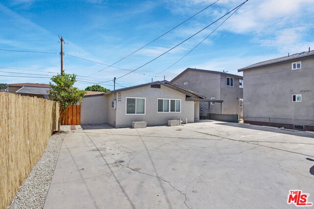 Building Photo - 3557 Percy St