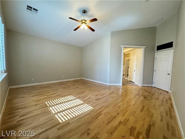 Building Photo - 11270 Tenza Ct