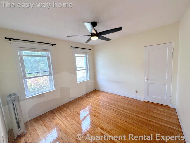 Building Photo - 257-259 Powderhouse Blvd Unit #1
