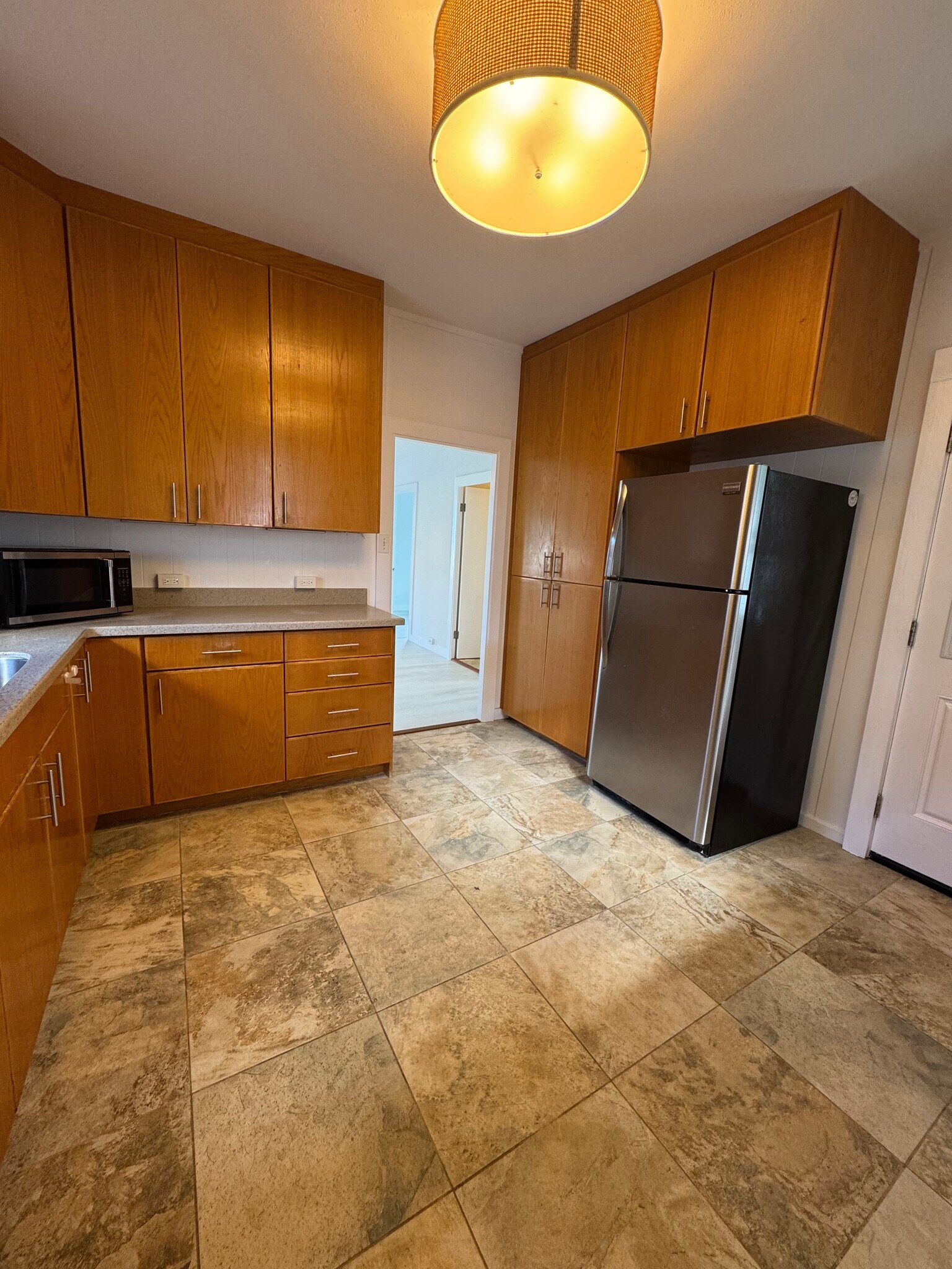 Building Photo - 1769 Puowaina Dr