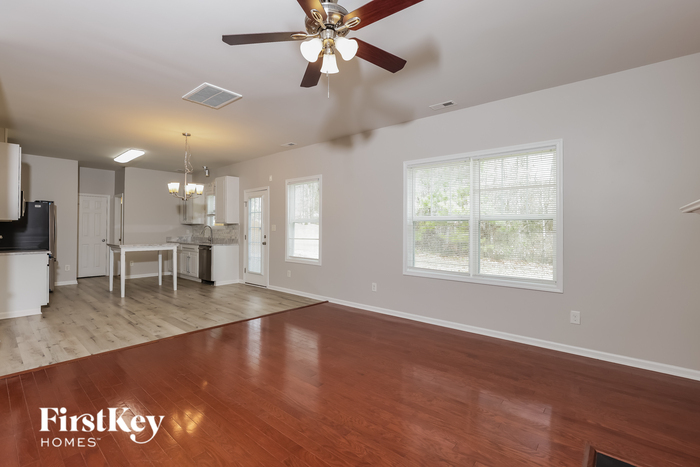 Building Photo - 2927 Cherrybark Dr