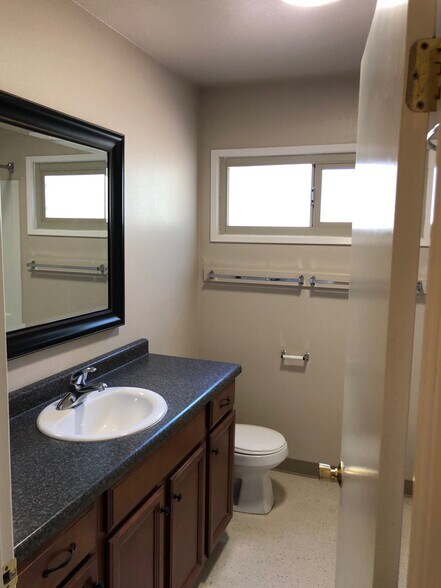 Building Photo - 778 Boysen Ave