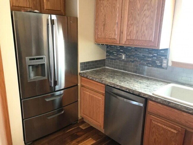 Building Photo - 60 Dayspring Loop