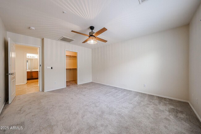 Building Photo - 12848 W Desert Mirage Dr
