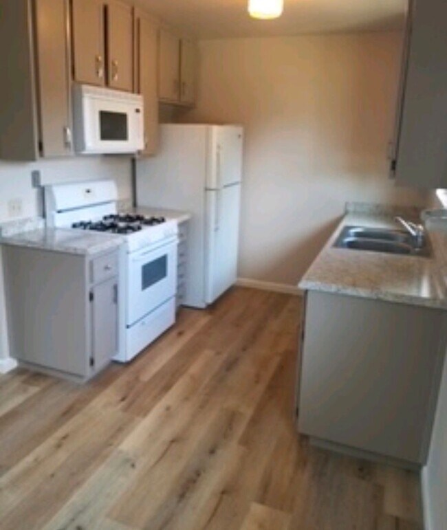 Building Photo - 1 bed 1 bath