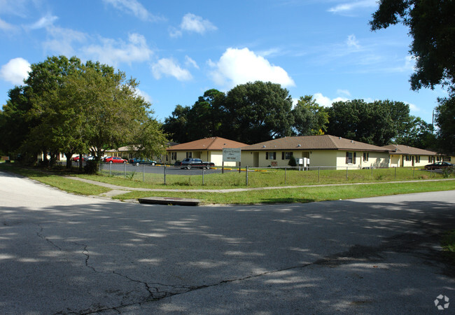 Primary Photo - Queens Terrace Apartments