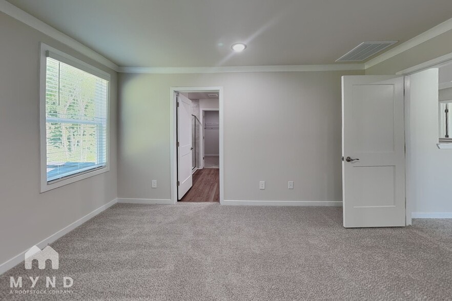 Building Photo - 428 Southland Dr