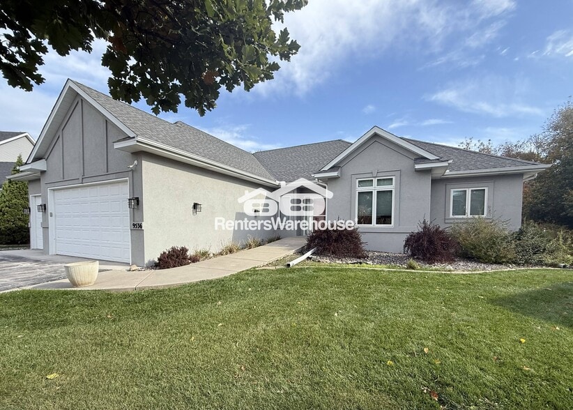 Building Photo - 9536 Windflower Pl N