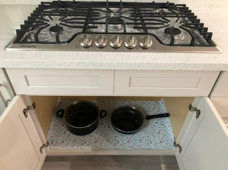 Building Photo - 9303 De Adalena St