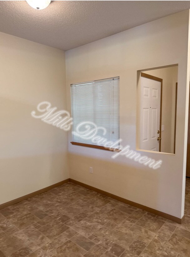 2 Bed 1-2 Bath - Heron Cove