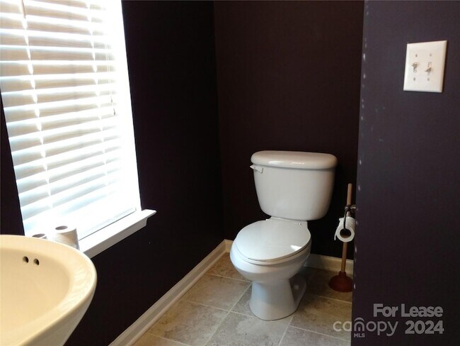 Building Photo - 1309 Smokey Quartz Ln