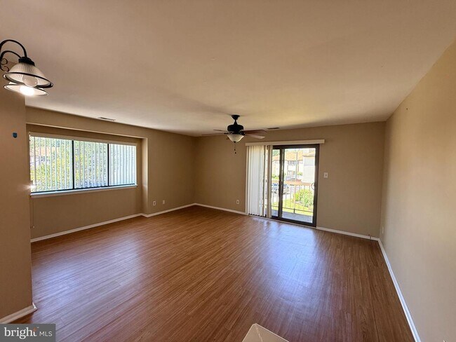 Building Photo - 1403 Britton Pl