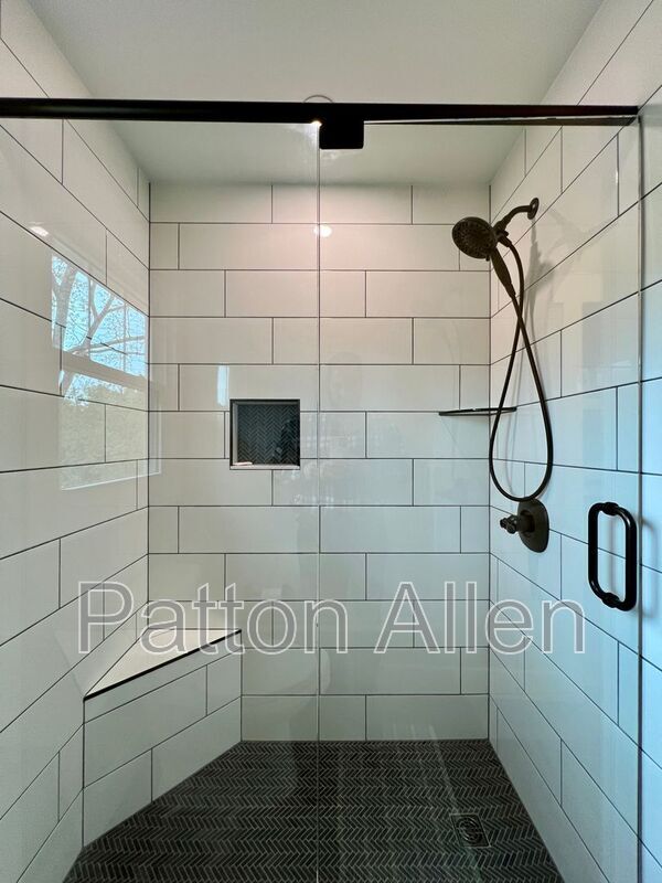 Building Photo - 38 Tipton Dr