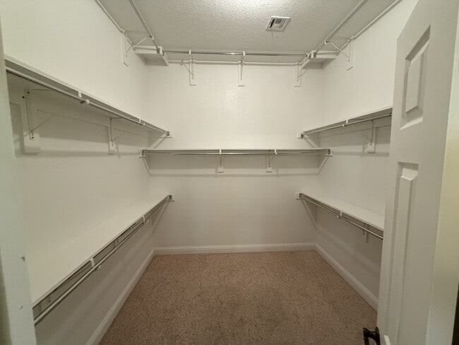 Building Photo - 1318 Emily Ln