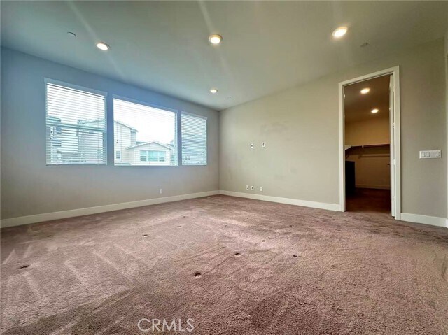 Building Photo - 140 Crossover