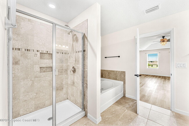 Building Photo - 4122 Moccasin Dr