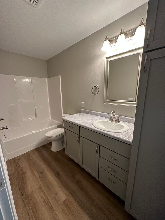 Building Photo - 2554-2550 Granite Dr NW