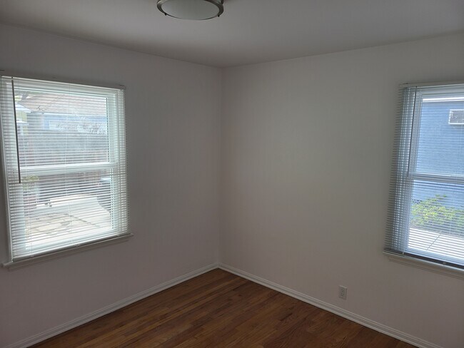 Bedroom 2 - 8377 Dunbarton Ave
