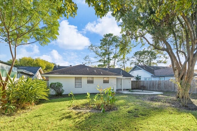 Building Photo - 6314 Mobud Dr