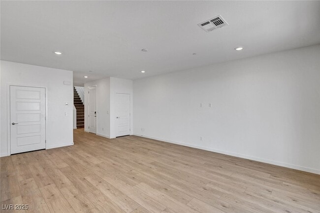 Building Photo - 1498 Marsh Bird St