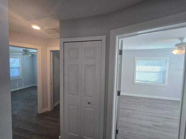 Building Photo - 107 29th St