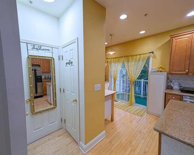 Building Photo - 47 Mallard Pl