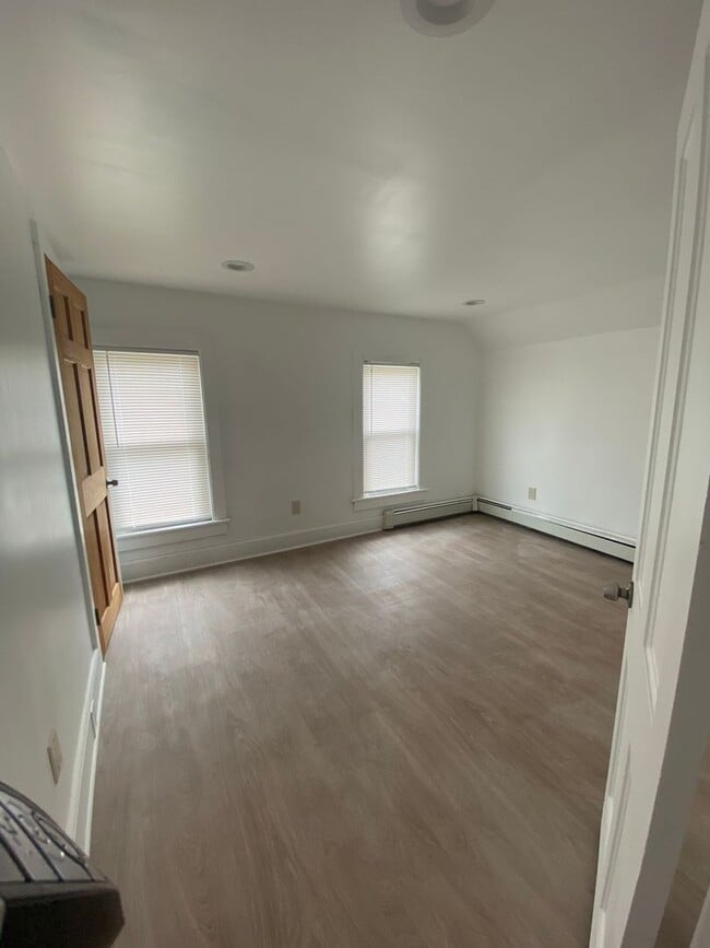 Building Photo - 14 Fuoco Rd