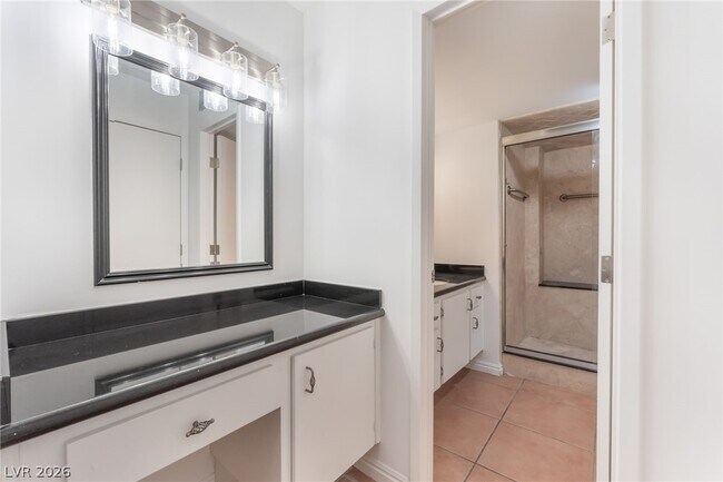 Building Photo - 3111 Bel Air Dr