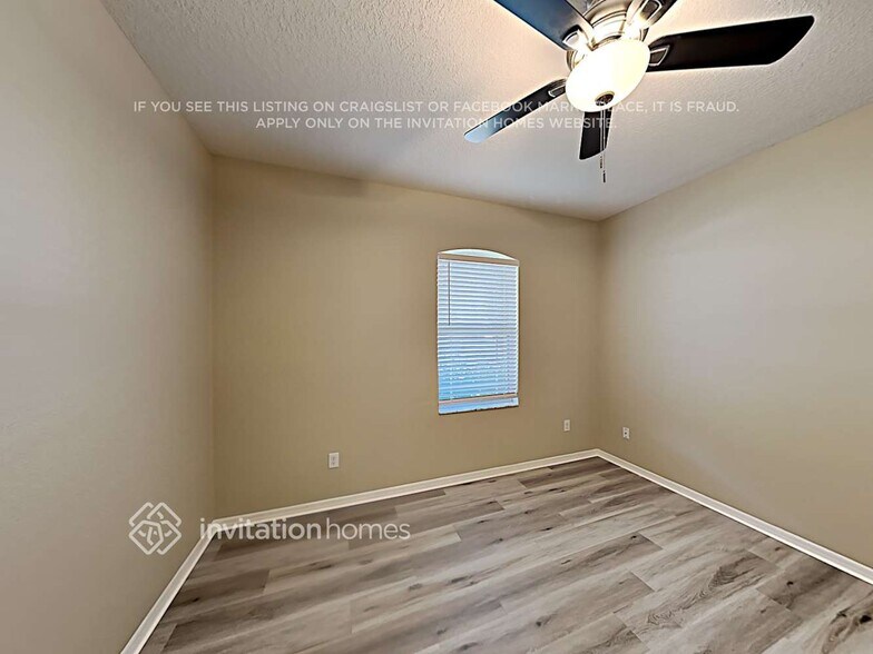 Building Photo - 20422 Falling Rock Dr