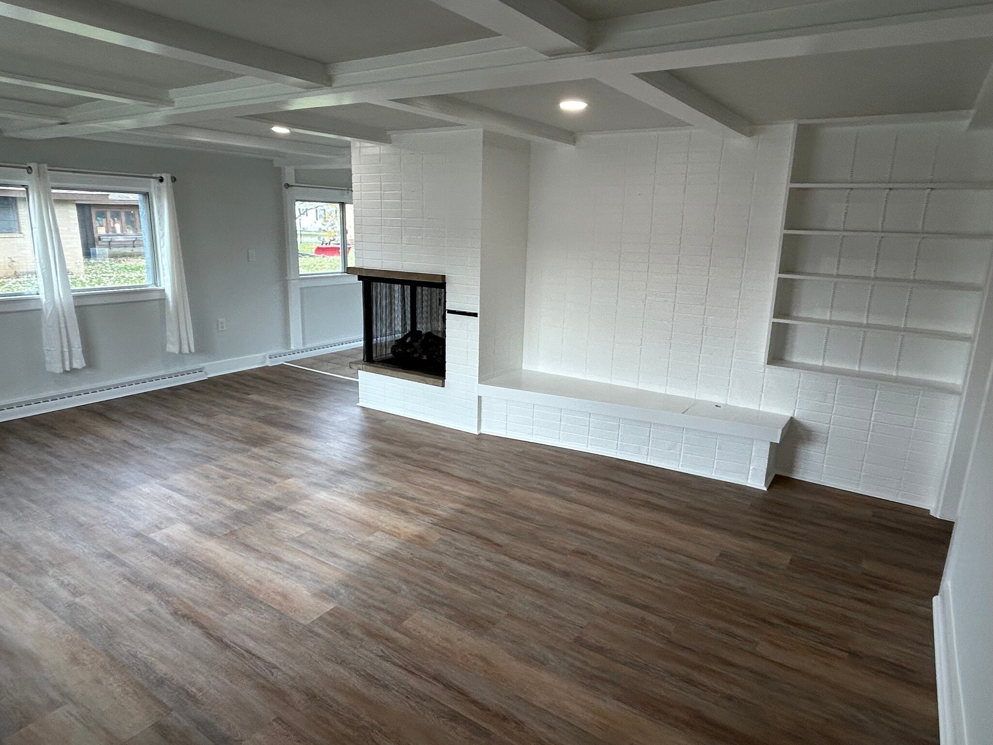 Building Photo - 810 Mc Connell St