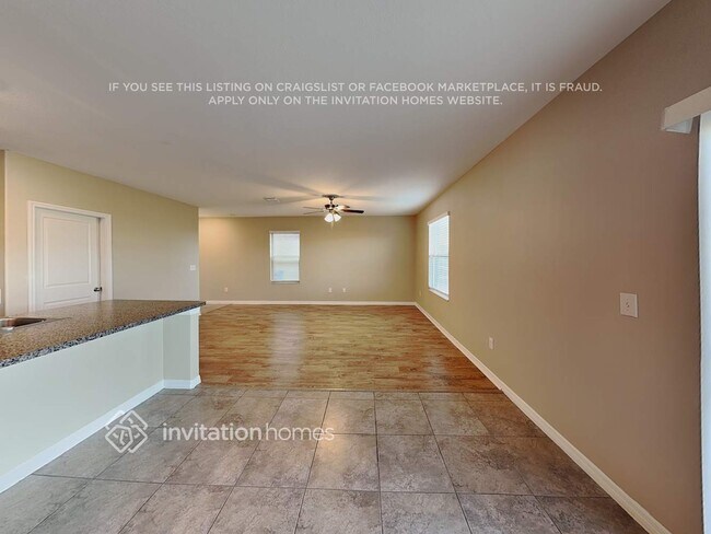 Building Photo - 5140 White Chicory Dr