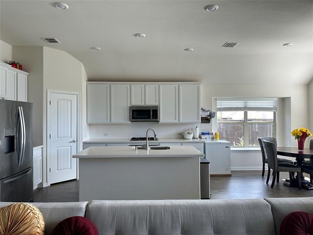 Building Photo - 1313 Forest Haven Dr