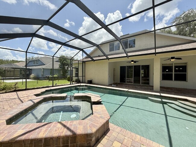 Building Photo - 15224 Kestrelrise Dr