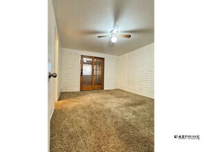 Building Photo - Beautiful home