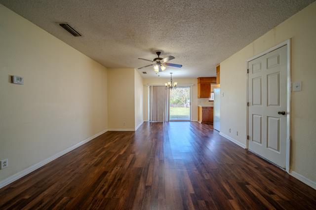 Building Photo - 203 Leighton Dr