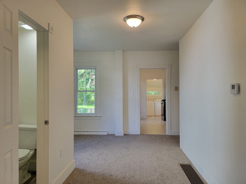 Building Photo - 209 Leaman St