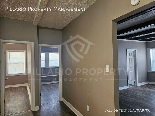 Building Photo - 633 E 38th St