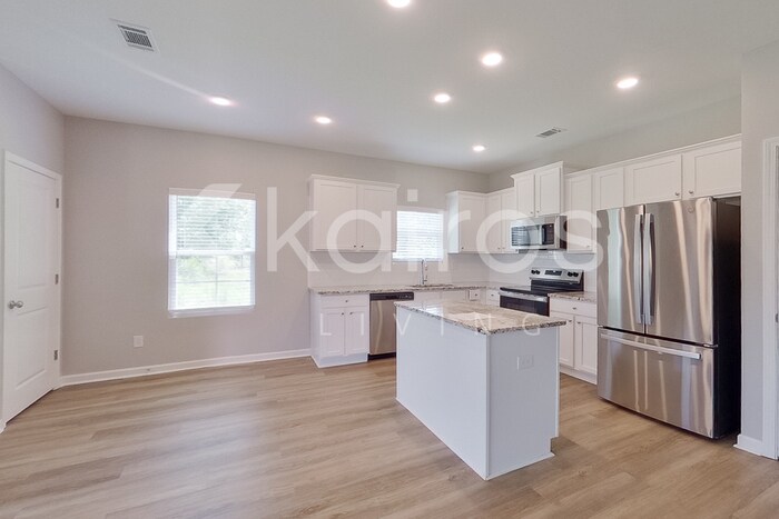 Building Photo - 167 Williams Ln