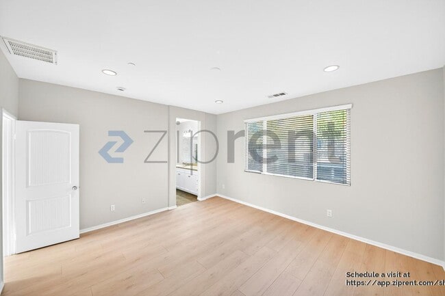 Building Photo - 5746 Brianhead Dr