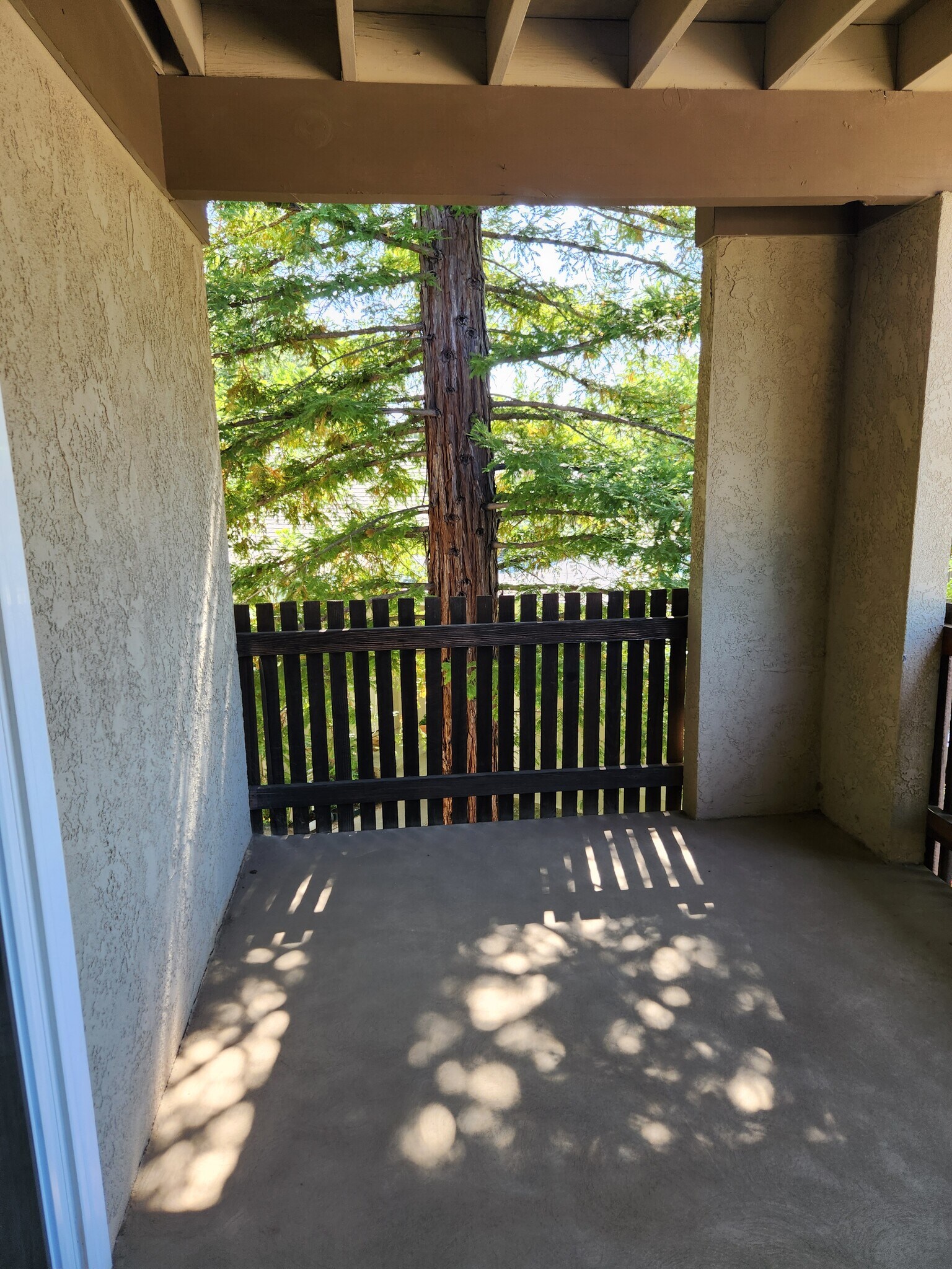 Building Photo - 6043 Leafwood Dr